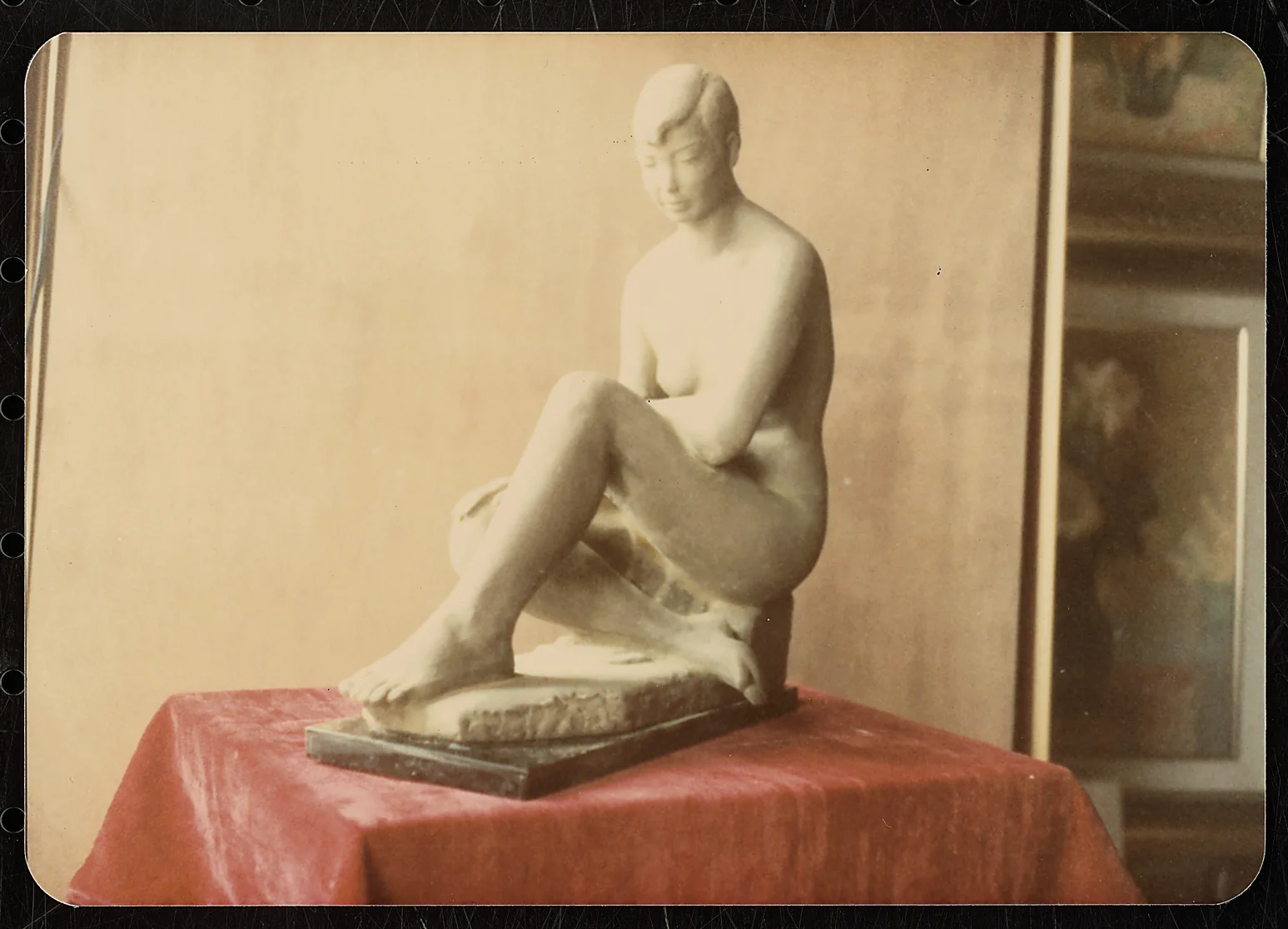 裸婦 (凝視) 34cm